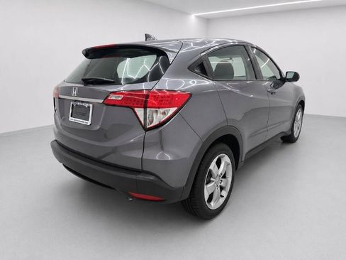 Used 2019 Honda HR-V LX image 3