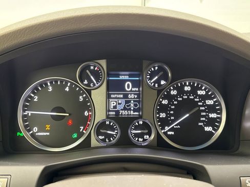 Used 2013 Lexus LX 570 4WD image 20