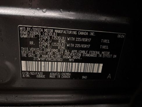 Used 2024 Toyota RAV4 XLE image 27