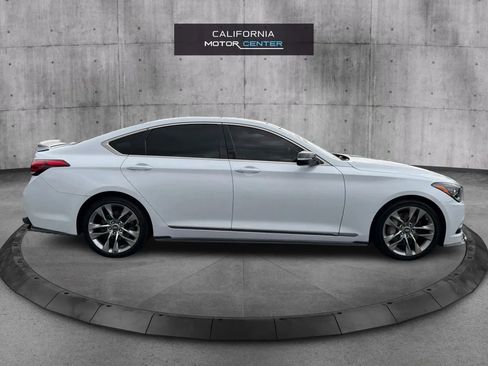 Used 2016 Hyundai Genesis 3.8 w/ Option Group 02 image 4