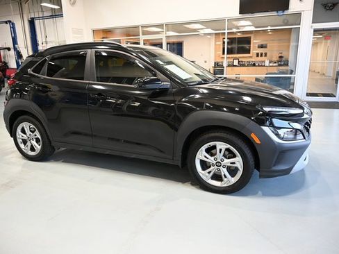 Used 2022 Hyundai Kona SEL w/ Cargo Package image 4