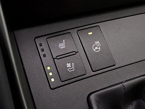 Used 2022 Lexus IS 300 w/ Premium Package image 28