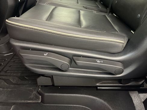 Used 2021 GMC Yukon SLT AWD/4WD image 58