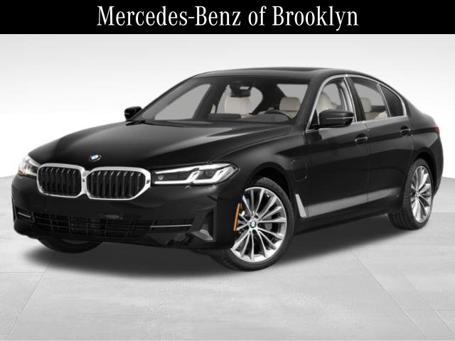 Used 2022 BMW 530e xDrive AWD/4WD image 1