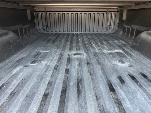 Used 2015 Ford F350 Lariat image 5