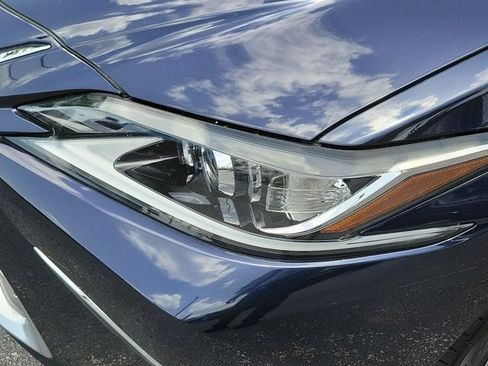 Used 2021 Lexus ES 350 w/ Premium Package FWD image 12