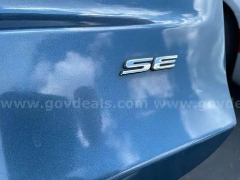 Used 2019 Ford Fusion SE FWD image 31
