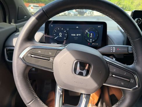Used 2025 Honda Prologue Touring image 21