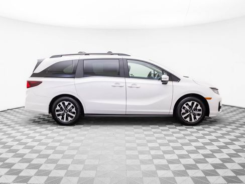 New 2026 Honda Odyssey EX-L image 7