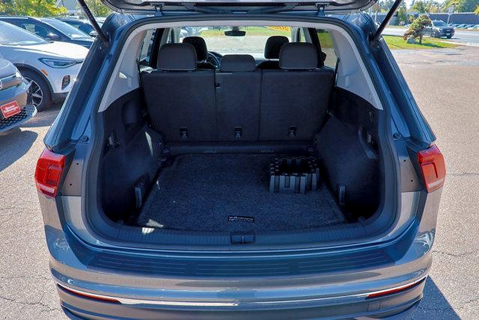 Used 2023 Volkswagen Tiguan S w/ Driver Assistance Package AWD/4WD image 29