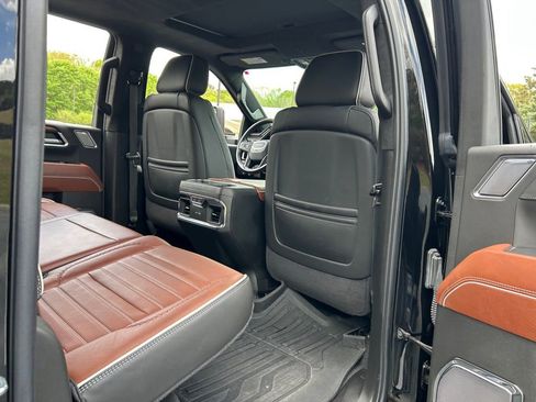 Used 2024 GMC Sierra 2500 Denali Ultimate AWD/4WD image 55
