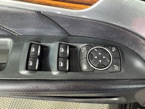 Used 2019 Ford Explorer Limited w/ Class III Trailer Tow Package AWD/4WD image 15