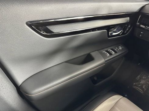 Used 2024 Honda CR-V Sport Touring image 34