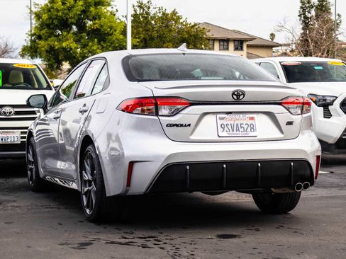 Used 2025 Toyota Corolla SE image 7