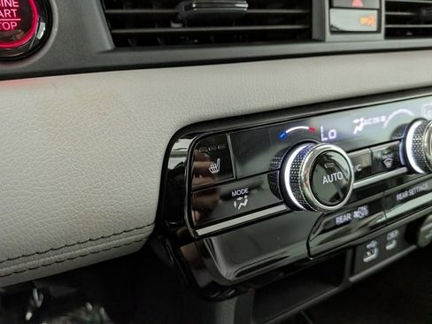 New 2025 Honda Pilot EX-L image 8