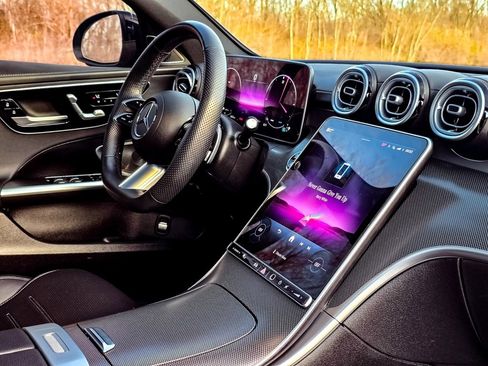 Used 2024 Mercedes-Benz C 300 4MATIC Sedan image 25