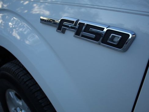 Used 2013 Ford F150 XLT w/ Trailer Tow Pkg image 9