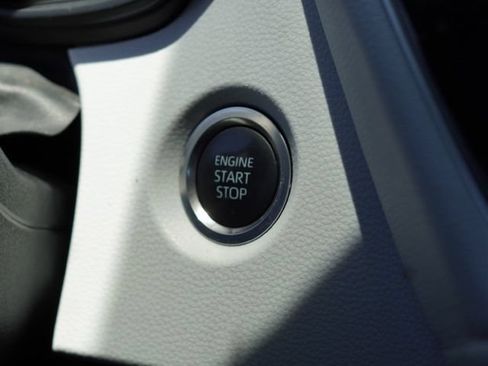Used 2024 Toyota Corolla SE FWD image 22