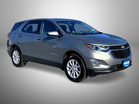 Used 2018 Chevrolet Equinox LT AWD/4WD image 3