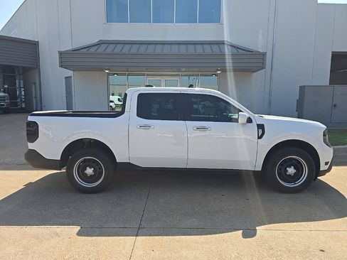 Used 2025 Ford Maverick XL FWD image 2