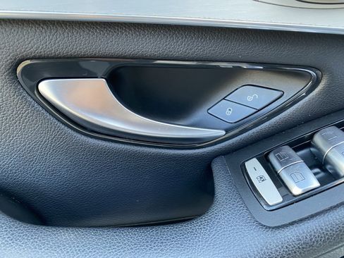 Used 2021 Mercedes-Benz GLC 300 GLC 300 image 14