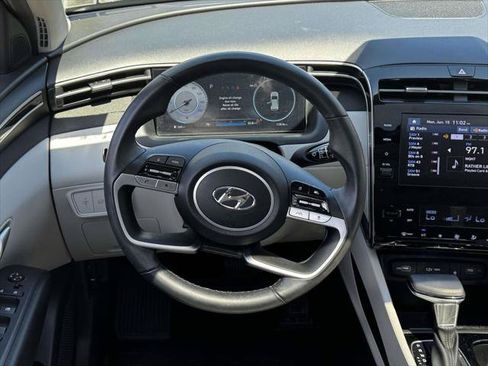 Used 2023 Hyundai Tucson SEL w/ Convenience Package AWD/4WD image 13