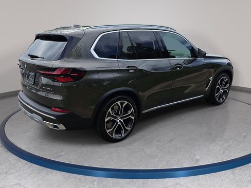 New 2026 BMW X5 xDrive50e AWD/4WD image 5