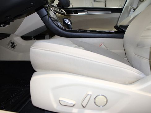 Used 2013 Ford Fusion SE image 21