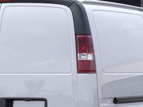 New 2026 Chevrolet Express 2500 w/ Driver Convenience Package RWD image 44