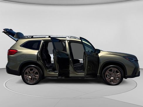 Certified 2026 Subaru Ascent Limited Bronze AWD/4WD image 30