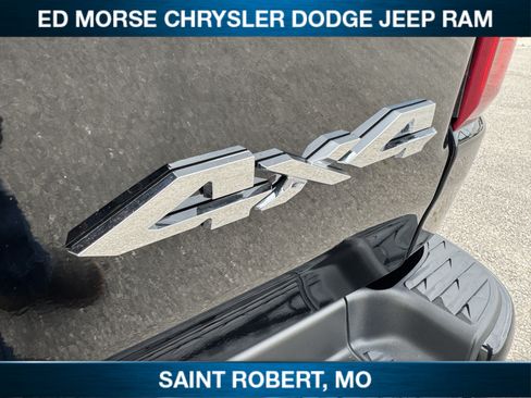 Used 2023 RAM 1500 Limited AWD/4WD image 12