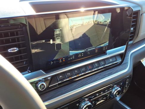 New 2026 GMC Sierra 1500 SLT w/ SLT Premium Plus Package image 17