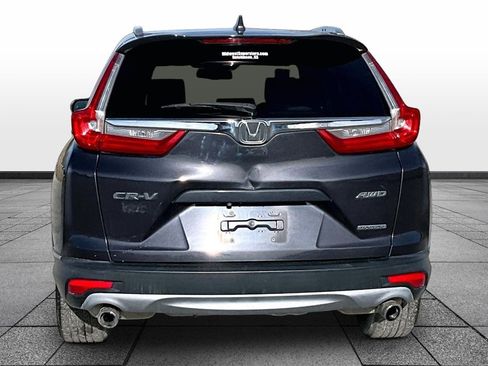 Used 2018 Honda CR-V Touring image 4