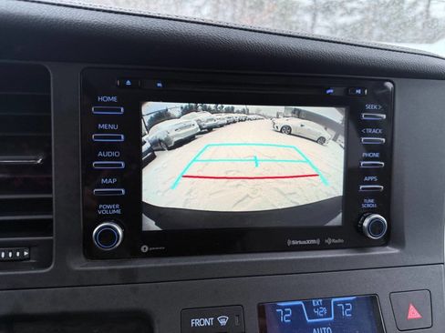 Used 2019 Toyota Sienna XLE Premium image 27