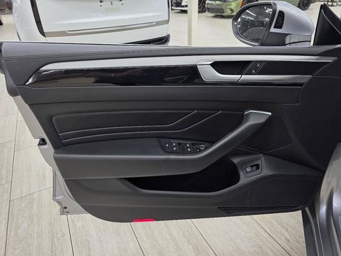 Used 2021 Volkswagen Arteon SE FWD image 39