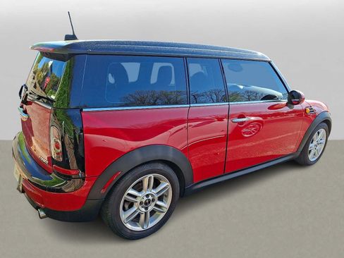 Used 2011 MINI Cooper Clubman FWD image 4