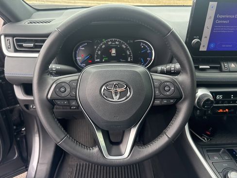 Used 2024 Toyota RAV4 XSE image 13