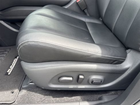 Used 2024 Nissan Murano SV w/ SV Midnight Edition Package image 17