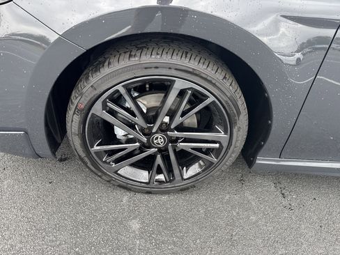 New 2025 Toyota Camry Hybrid image 9