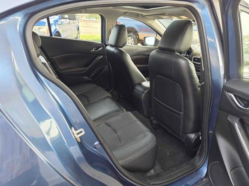 Used 2017 MAZDA MAZDA3 Grand Touring FWD image 15