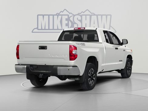 Used 2014 Toyota Tundra Limited w/ Limited Premium Package AWD/4WD image 2
