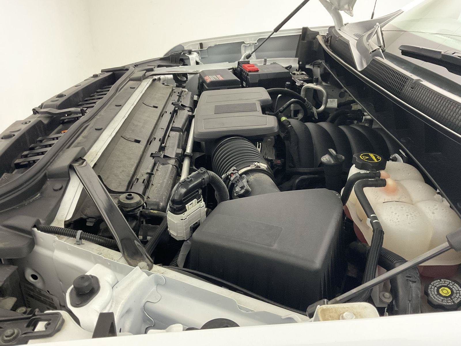 Used 2025 Chevrolet Silverado 1500 W/T RWD image 18