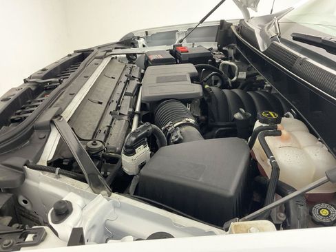 Used 2025 Chevrolet Silverado 1500 W/T RWD image 18