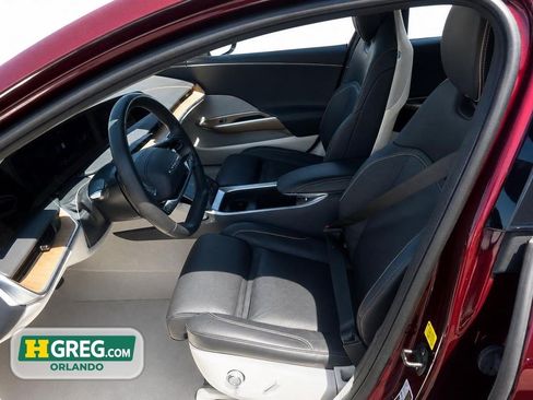 Used 2024 Lucid Air Touring AWD/4WD image 11