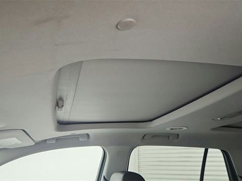 Certified 2020 Chevrolet Traverse Premier image 16