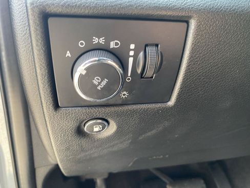 Used 2022 Jeep Grand Cherokee Laredo X AWD/4WD image 20