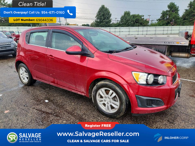 Used 2014 Chevrolet Sonic LT FWD image 5