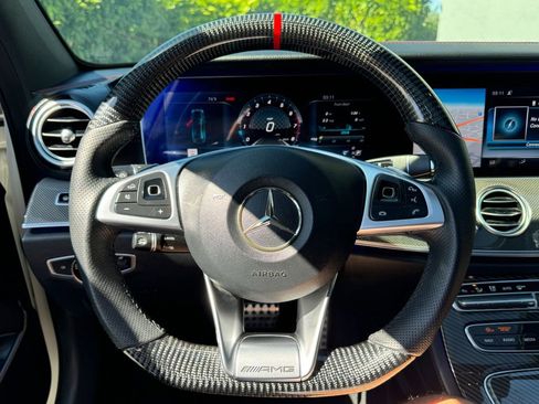 Used 2017 Mercedes-Benz E 43 AMG 4MATIC Sedan image 28