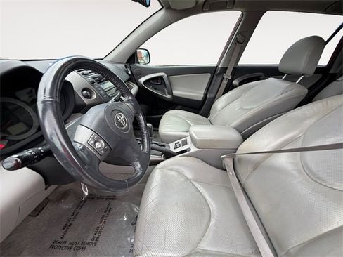 Used 2010 Toyota RAV4 Limited image 9