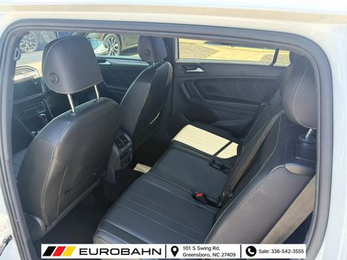 Used 2022 Volkswagen Tiguan SE R-Line FWD image 13
